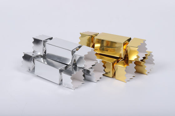 İyi bir fiyat. Öğrenme Flash Oyun Kartı Hediye Kutusu Poker Kart Depolama Kutusu ODM çevrimiçi